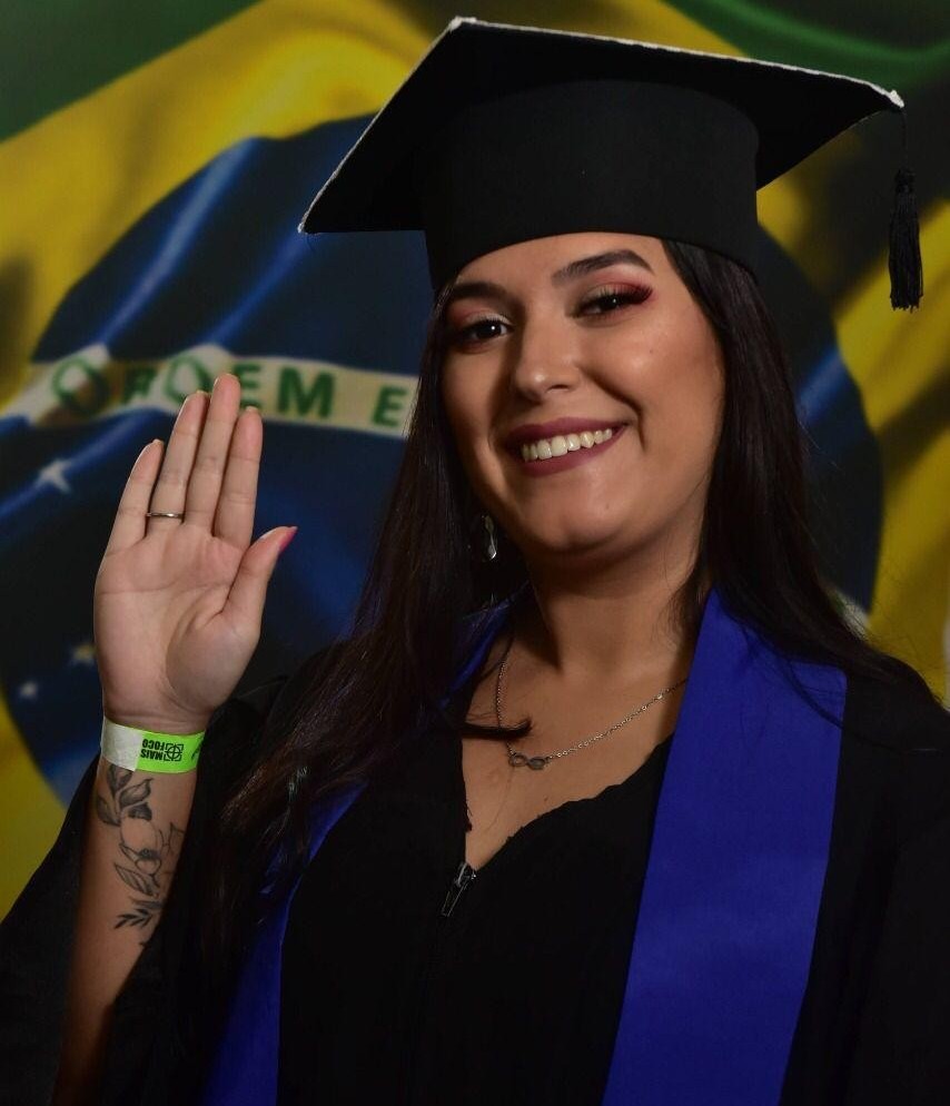 Tailiny Quirino em seu consultório